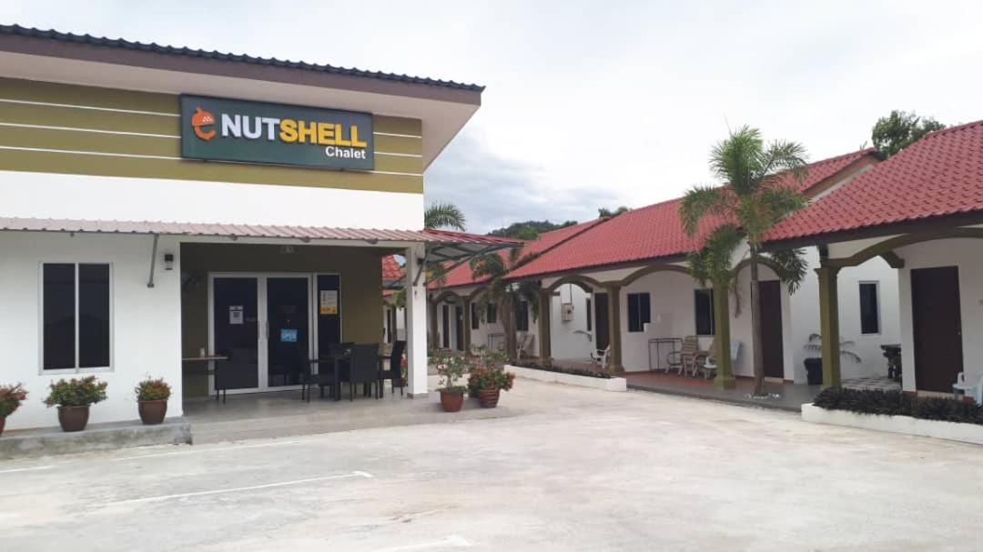 The Nutshell Chalet Langkawi Pantai Cenang  Exteriör bild