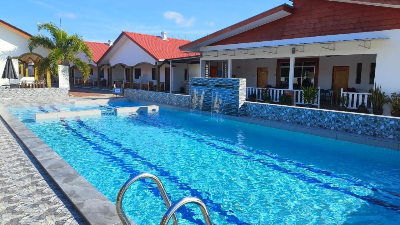 The Nutshell Chalet Langkawi Pantai Cenang  Exteriör bild